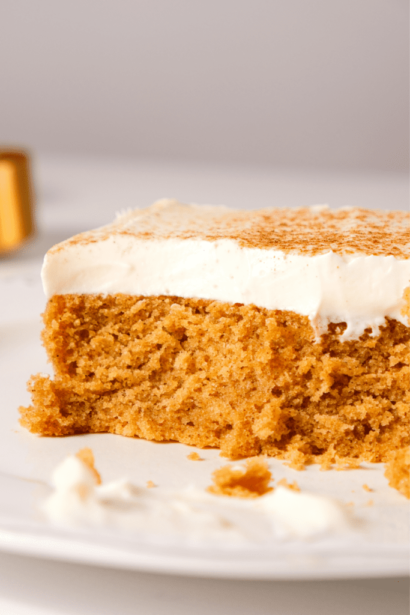 Le Meilleur Gâteau à la Citrouille avec Glaçage au Fromage à la Crème