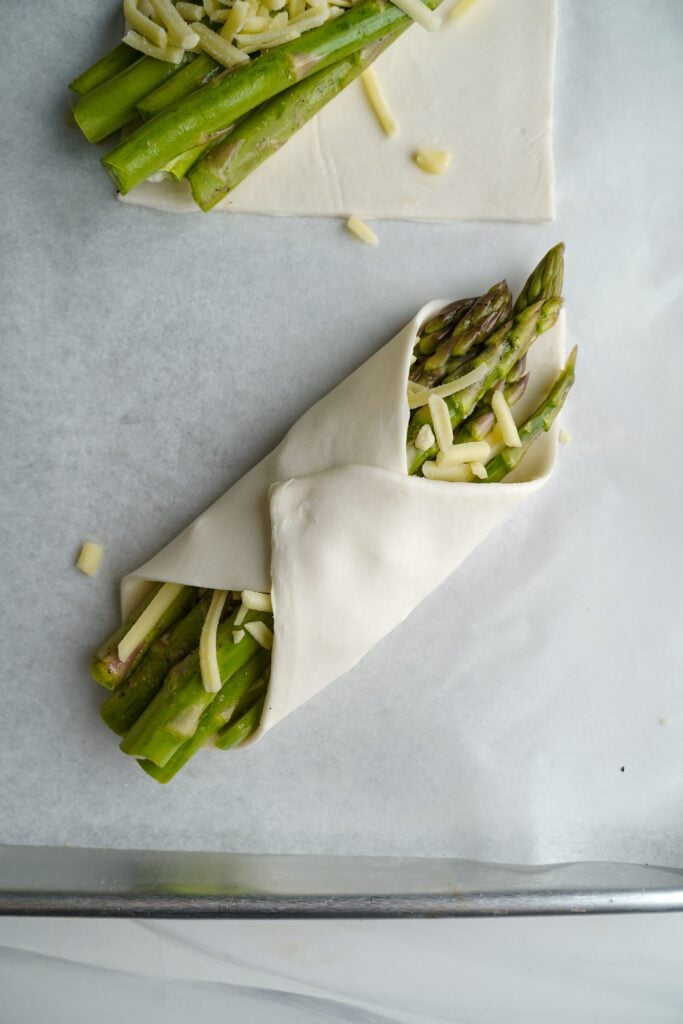 Asperges Enveloppées | cookingwithcassandra.com