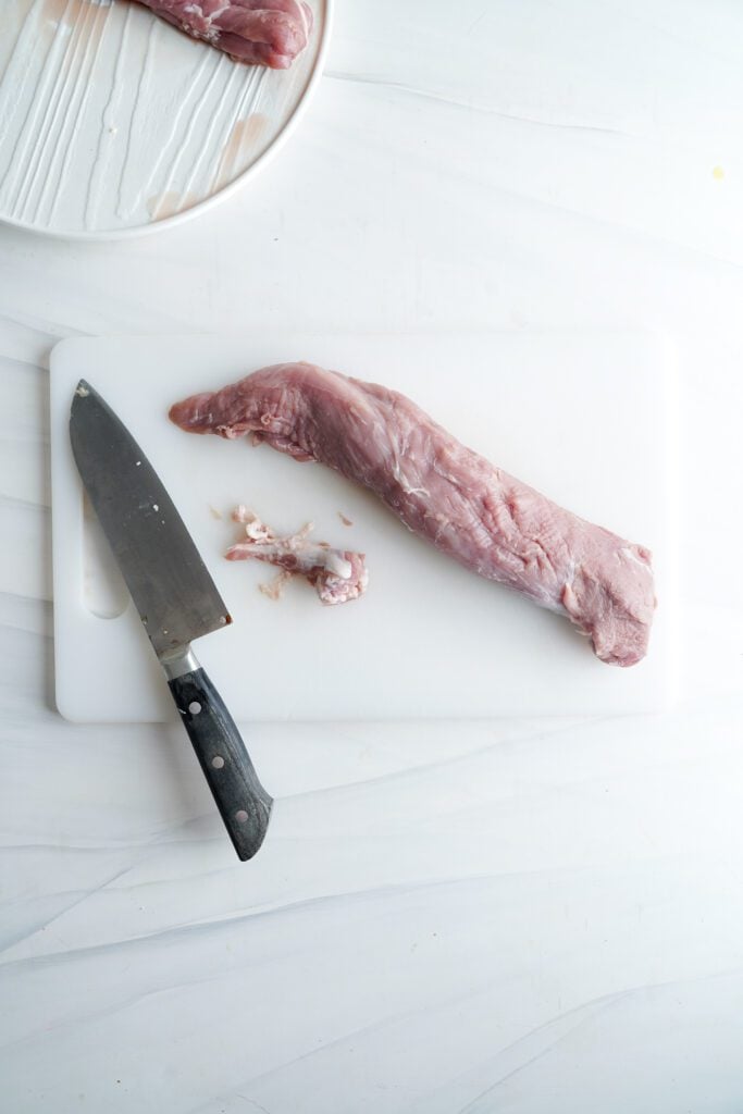 filet mignon de porc découpé | cookingwithcassandra.com