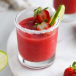 Margaritas rafraîchissantes à la fraise