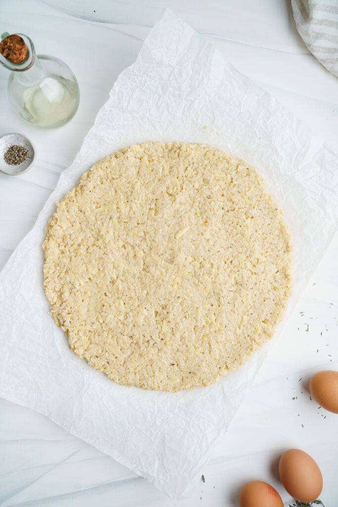 Mélange de chou-fleur étalé sur la plaque de cuisson | cookingwithcassandra.com