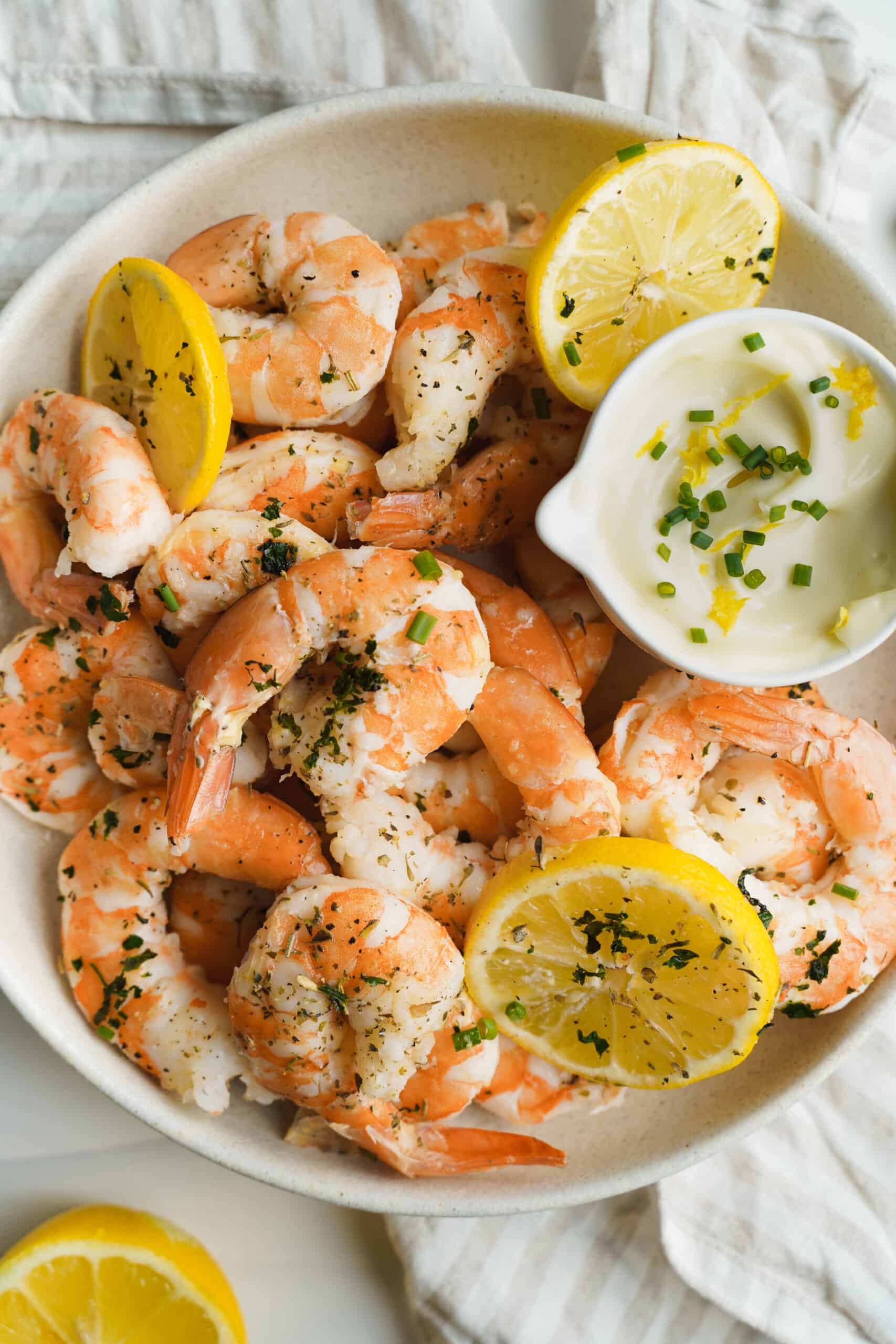 Crevettes au beurre à l'ail | cookingwithcassandra.com