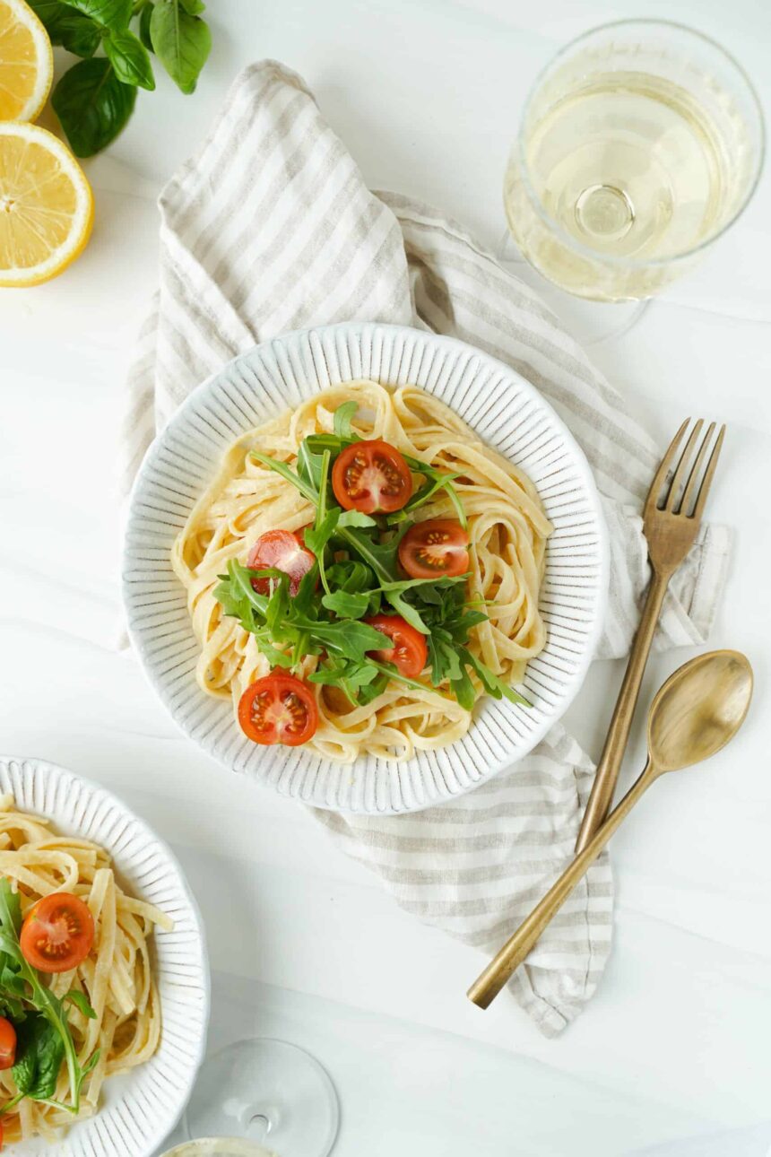 Pâtes à la sauce au vin blanc et au citron