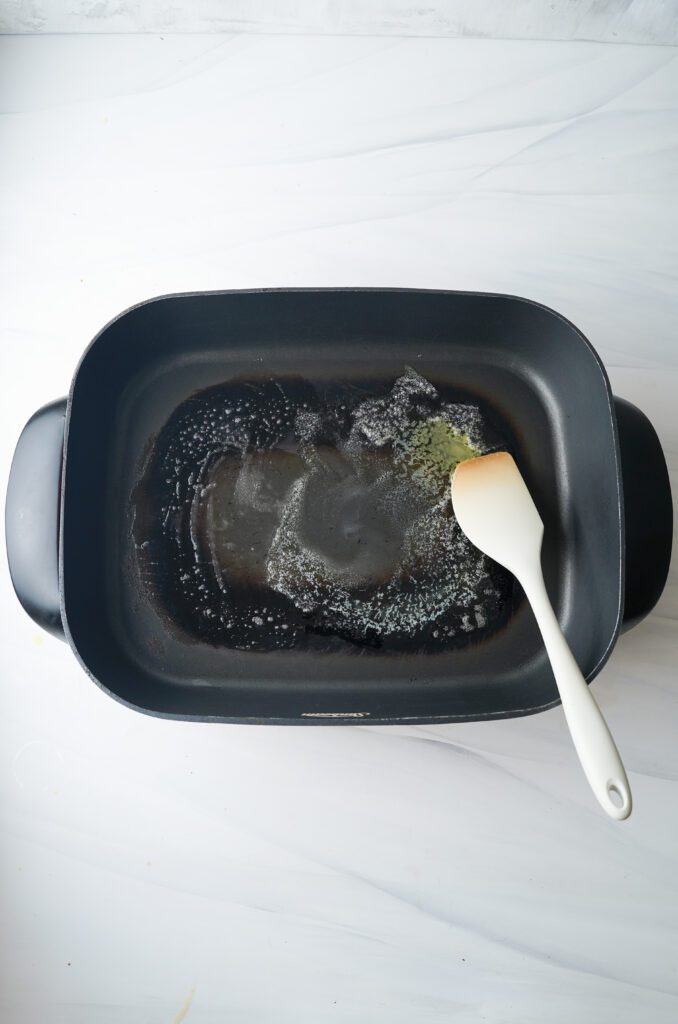 Comment faire du pain perdu - chauffer le beurre | cookingwithcassandra.com